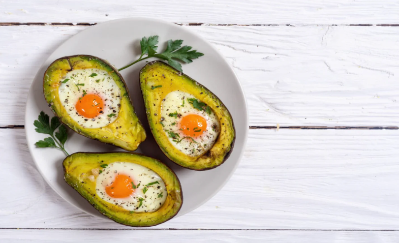 Baked Eggs in Avocado